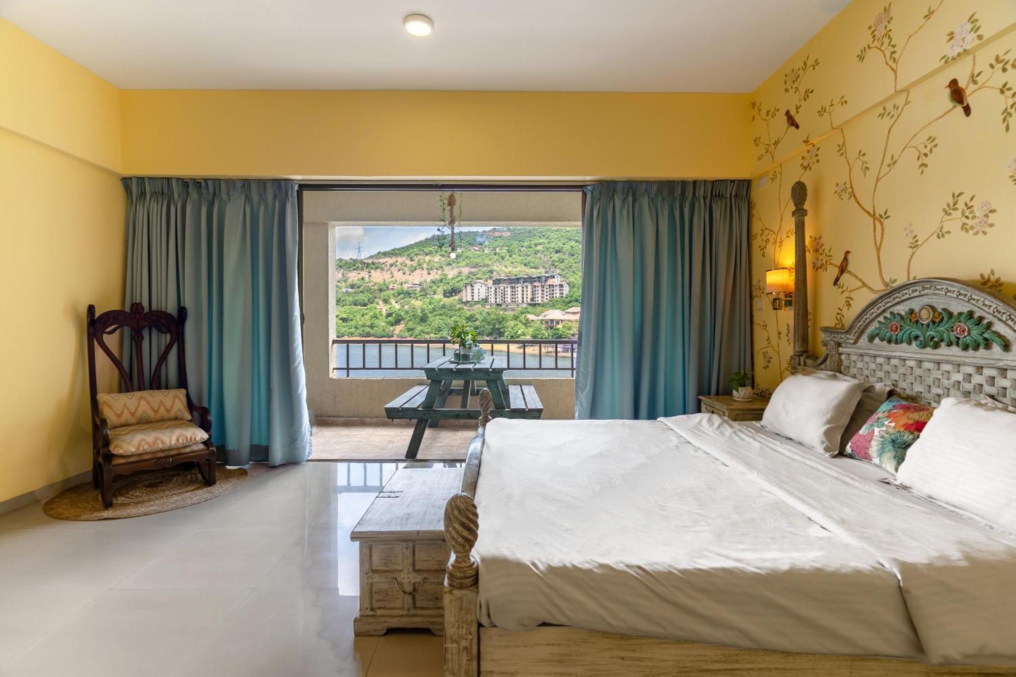 Lavasa Holiday Home Esterno foto