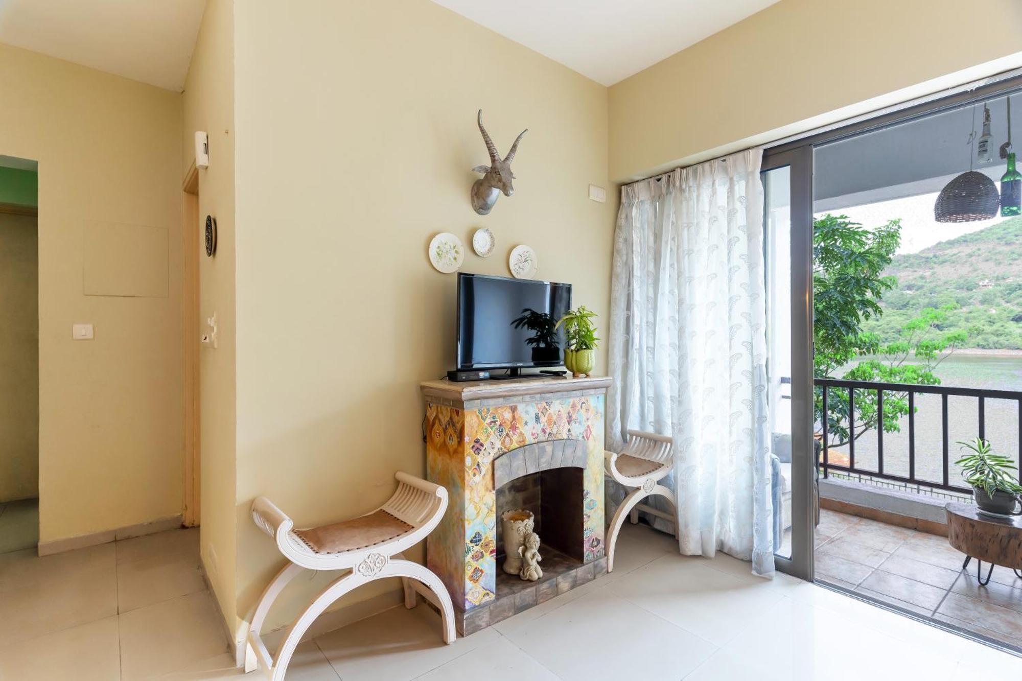 Lavasa Holiday Home Esterno foto