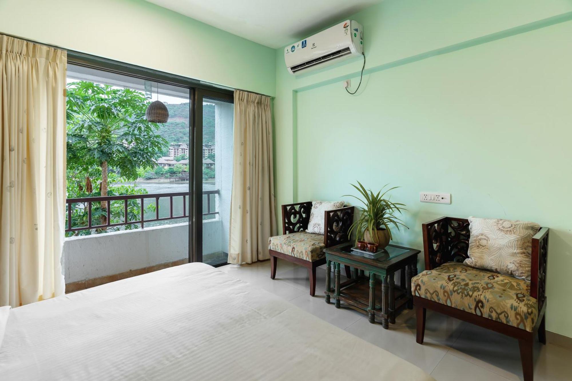 Lavasa Holiday Home Esterno foto